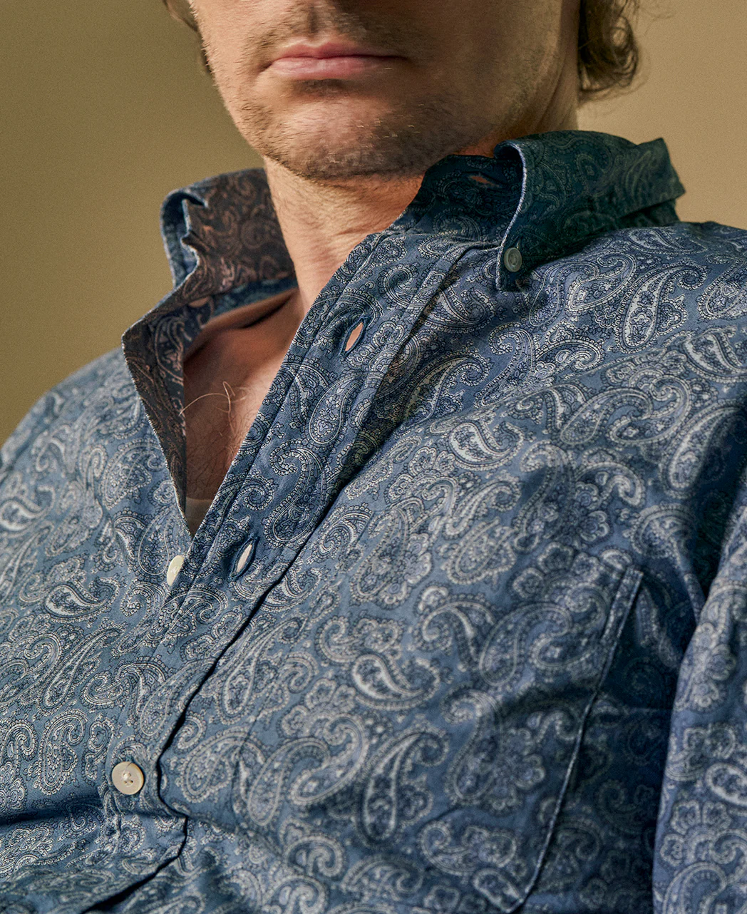 Vintage Ivy Blue Paisley Print Shirt - Image 7