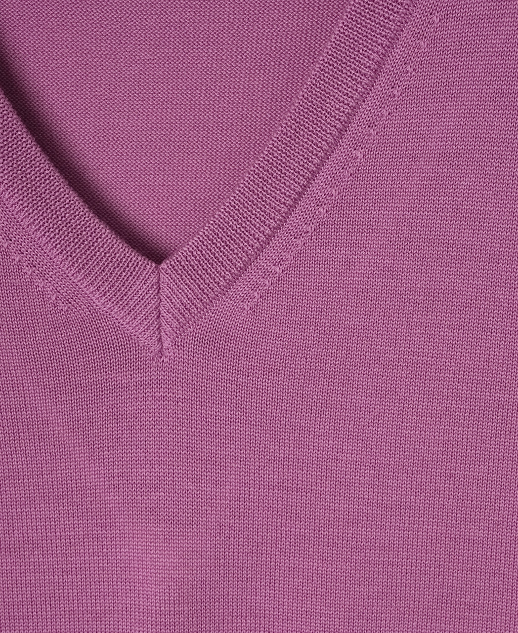V-Neck Vest 12 Gauge Super Extra Fine Merino - Image 7