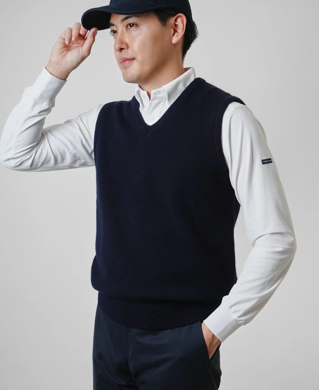 Cashmere V-Neck Vest - Image 10