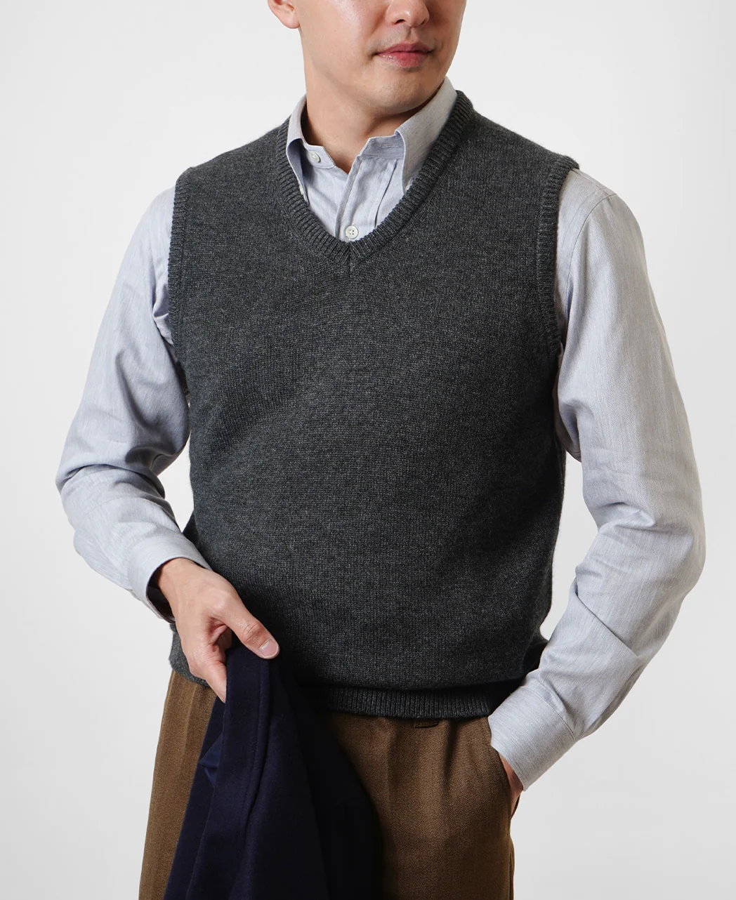 Cashmere V-Neck Vest - Image 16