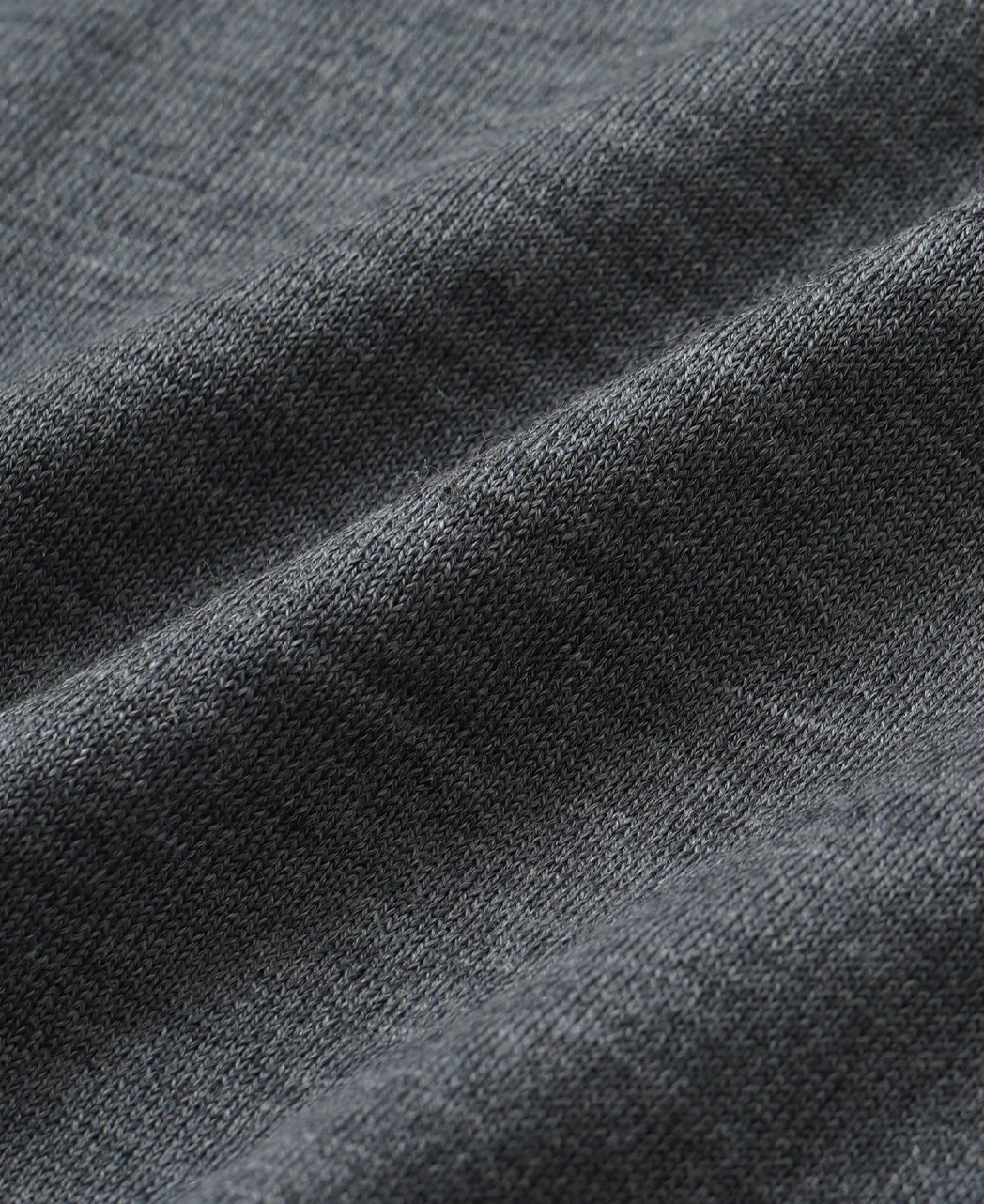 FF30G V-Neck Sweater Super Extra Fine Merino - Image 14