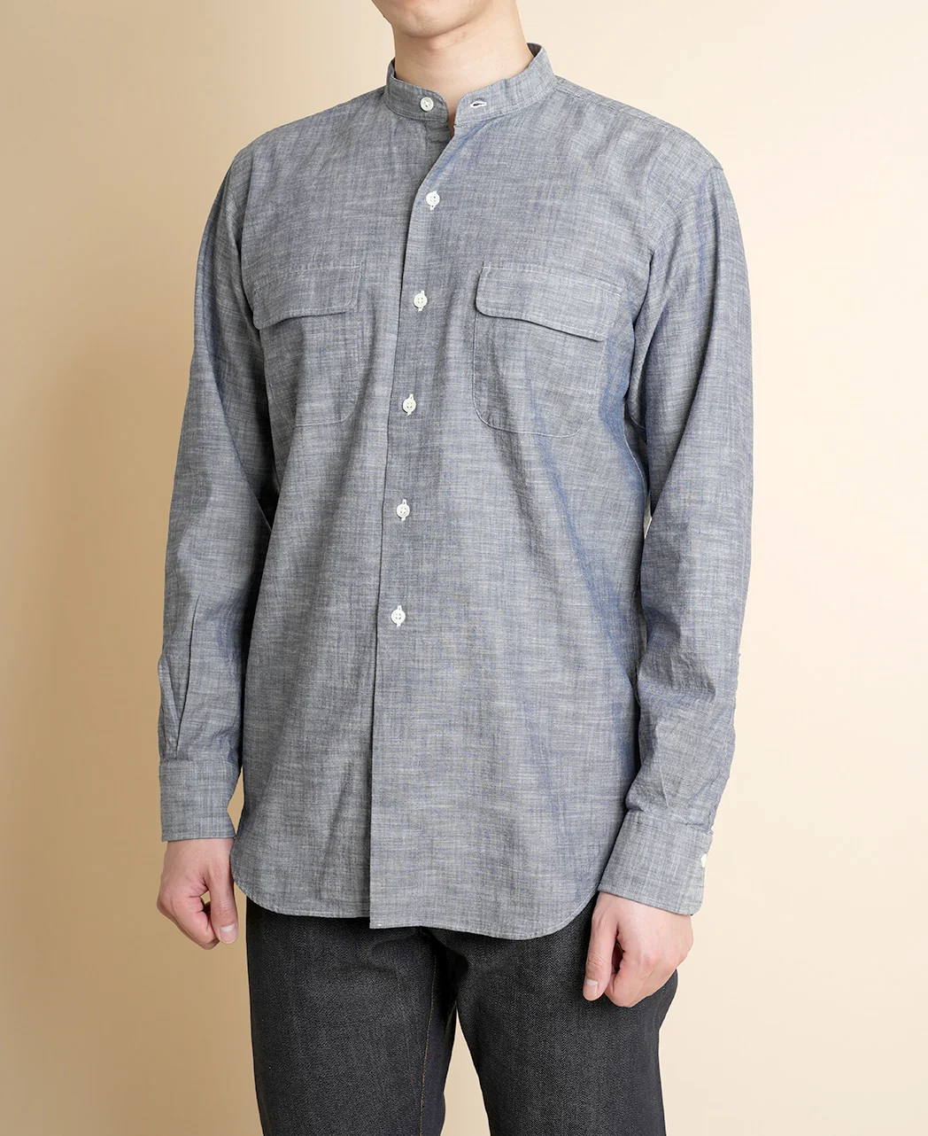 VINTAGE IVY- BAND COLLAR DARK CHAMBRAY - Image 3
