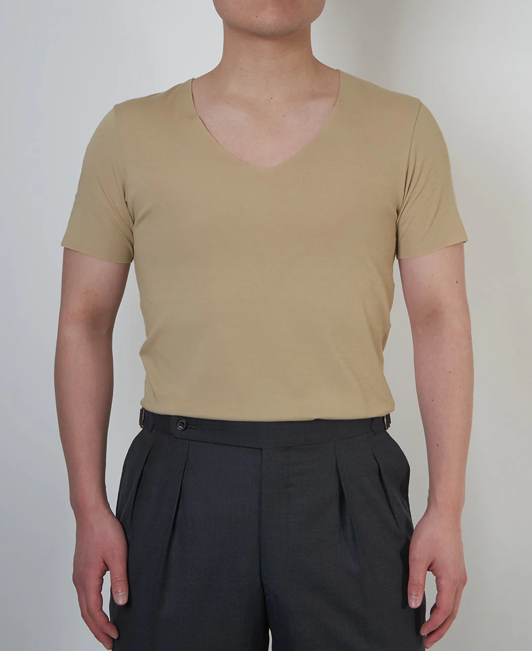 Men Under T-Shirt - Image 4
