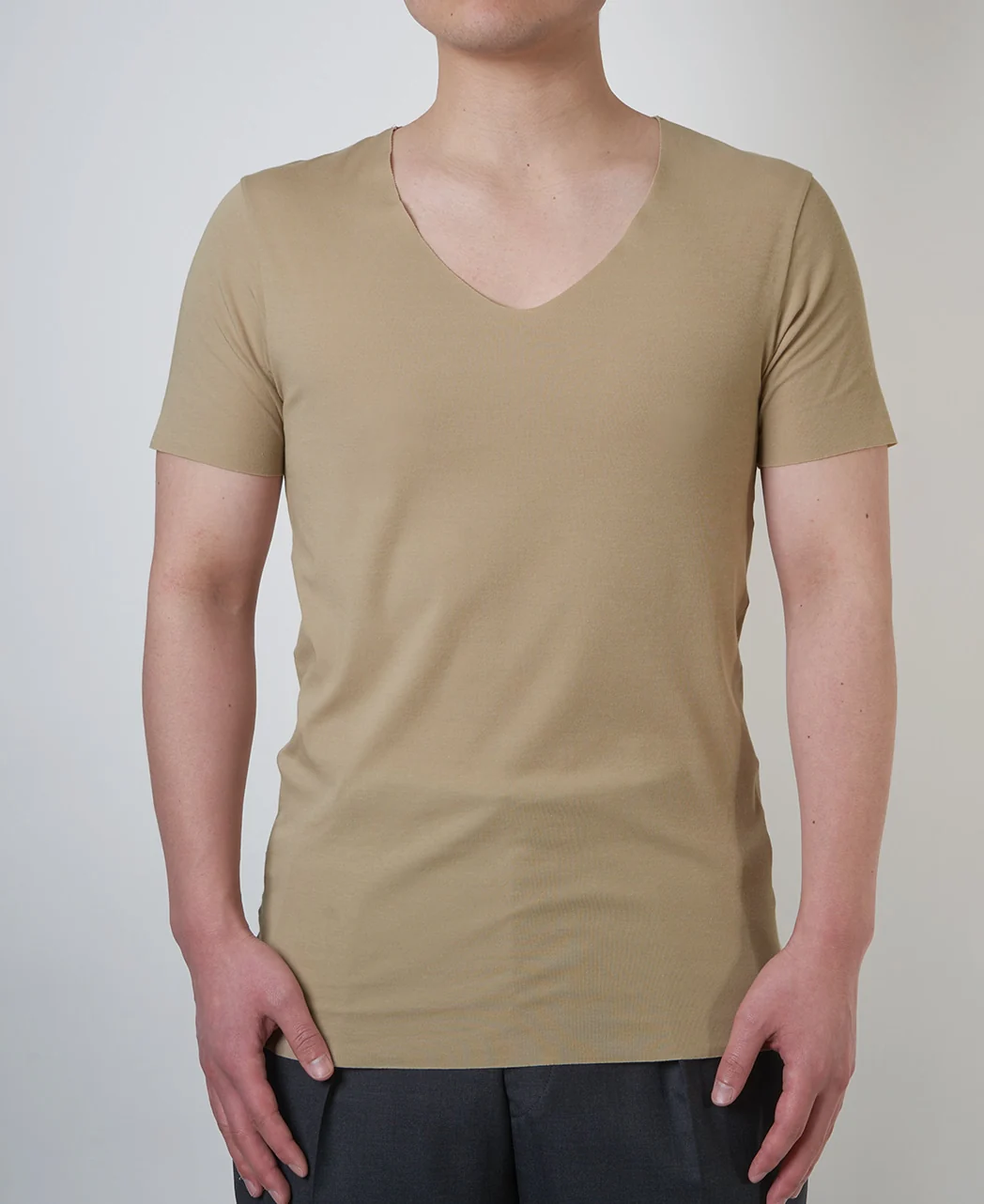 Men Under T-Shirt - Image 5